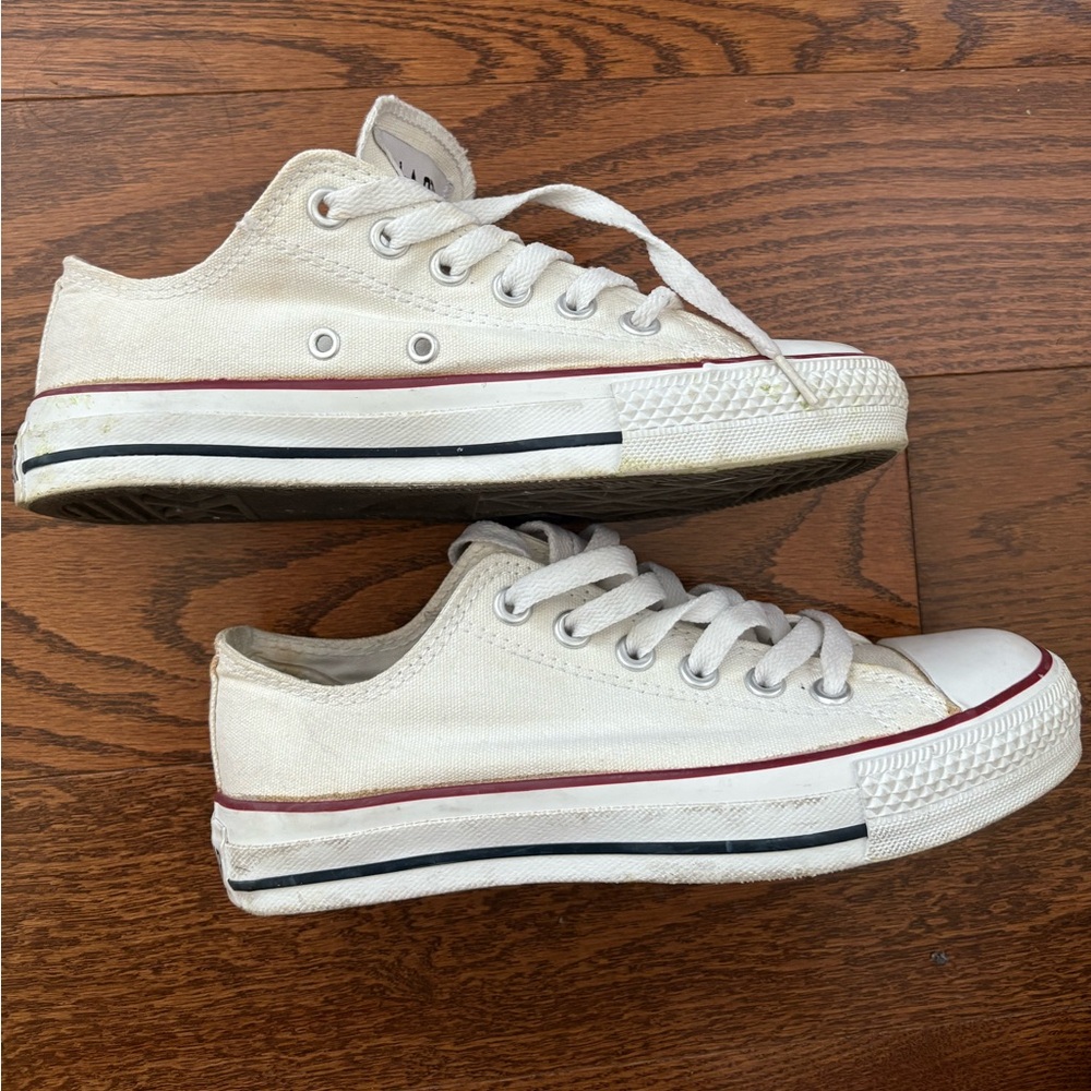 Converse Chuck All Star Low Top White Sneakers